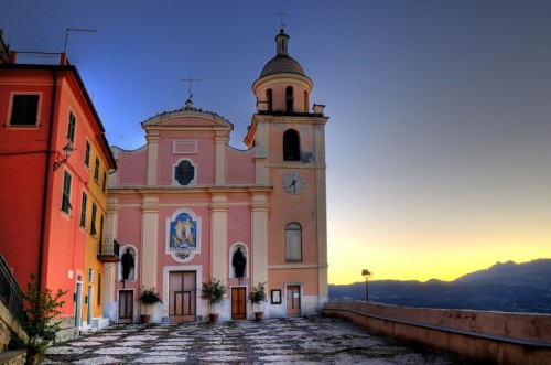 Vezzano Ligure, il paese